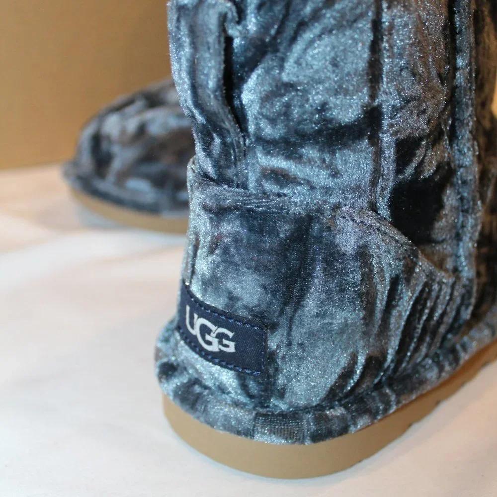 NIB YOUTH 3‎ MINI VELVET NAVY BLUE ANKLE BOOTS BOOTIES